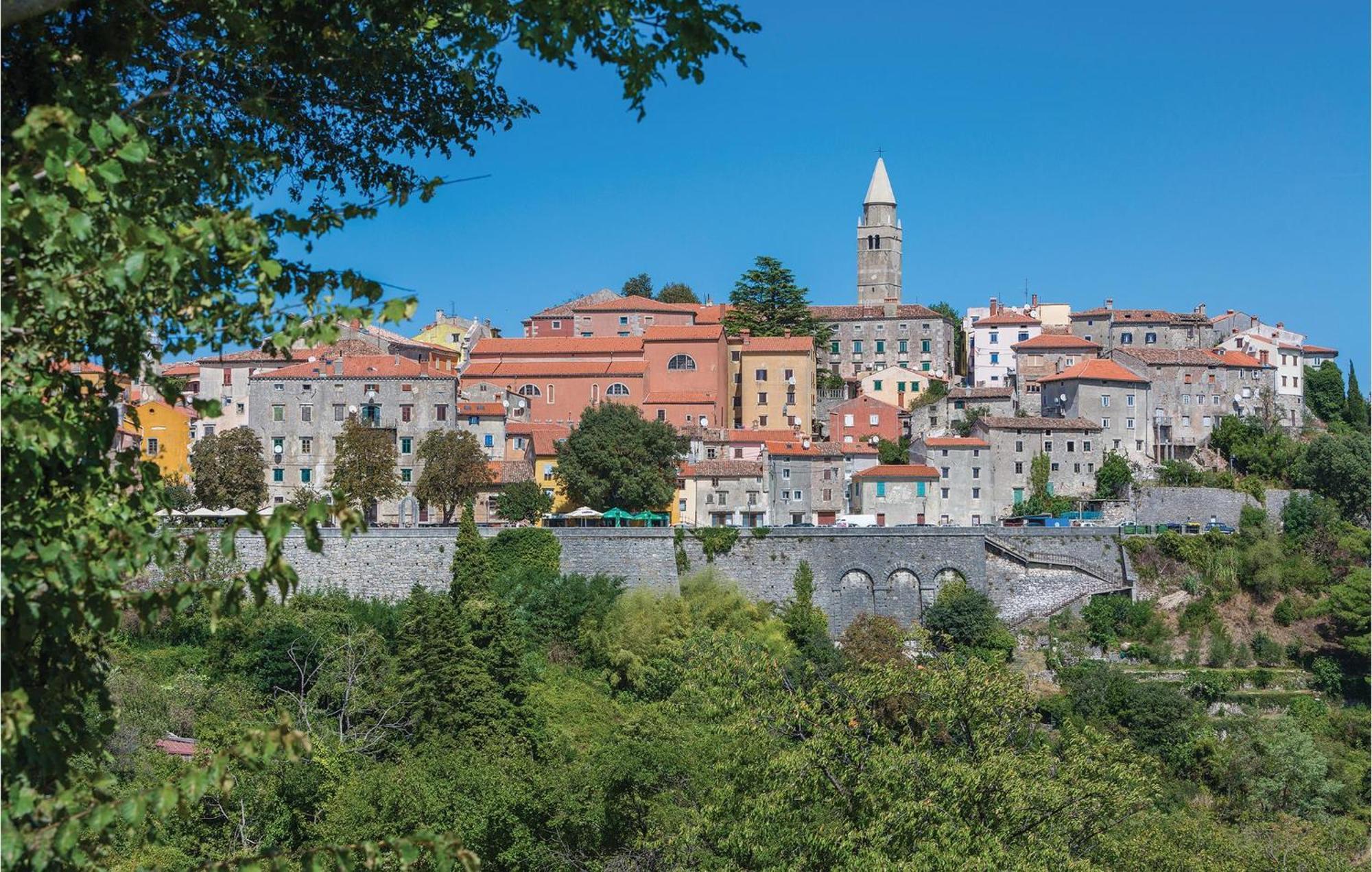 Amazing Apartment In Labin With House Sea View Exterior foto